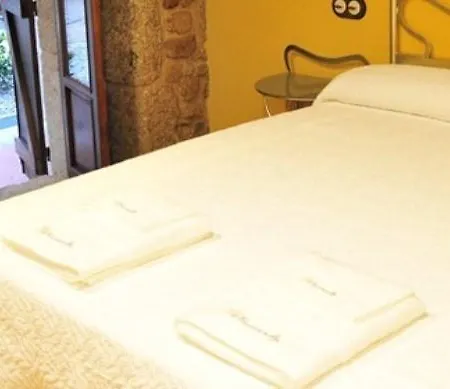 O Paxareco De Ay Meis